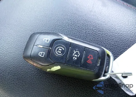 2016 Ford Explorer Sport из США, поврежденный, VIN 1FM5K8GT5GGA01057